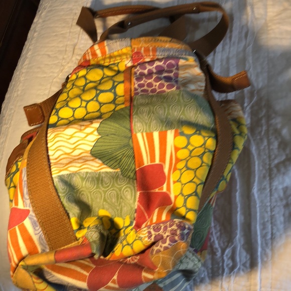 Fossil Flower Shoulder Bag - Picture 6 of 7